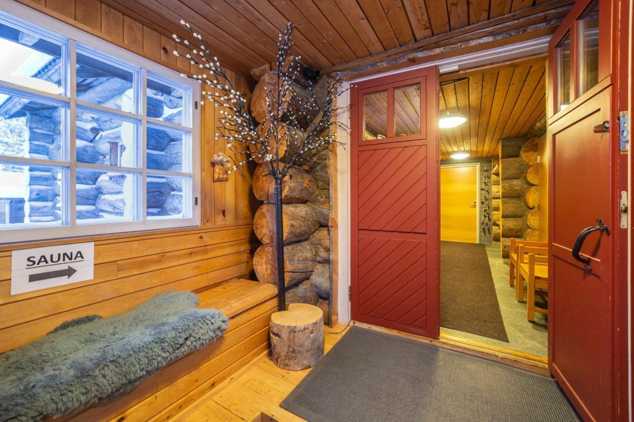 Kuukkeli Hirvas Saariselka